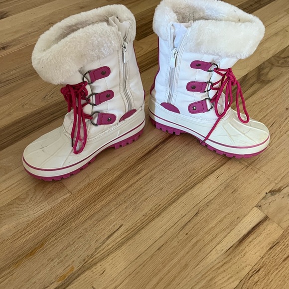 3M Thinsulate Kids Snow Boots with Pink and White - Picture 1 of 3